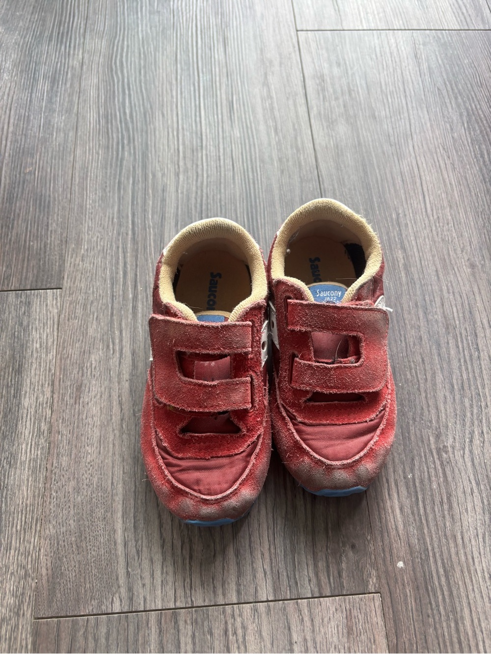 Vintage Saucony Shoes - Picture 2 of 6